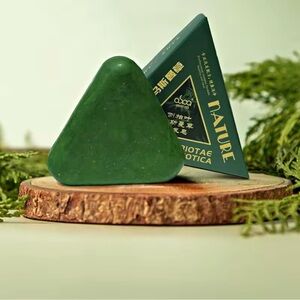 NEW💚sealed Arborvitae Leaf Shampoo Soap